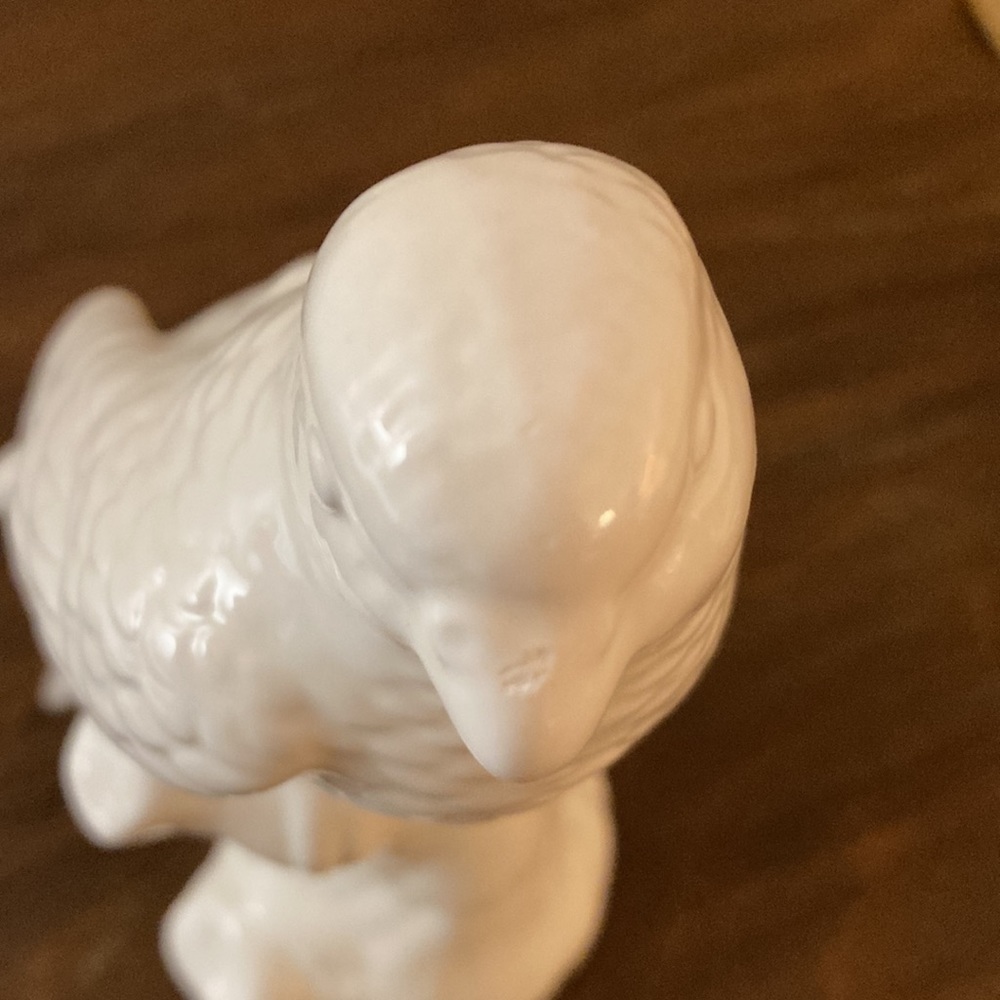 Threshold parakeet white glazed ceramic figurine - Picture 6 of 6